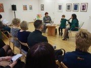 Enlarge image Q&A session with a writer: 